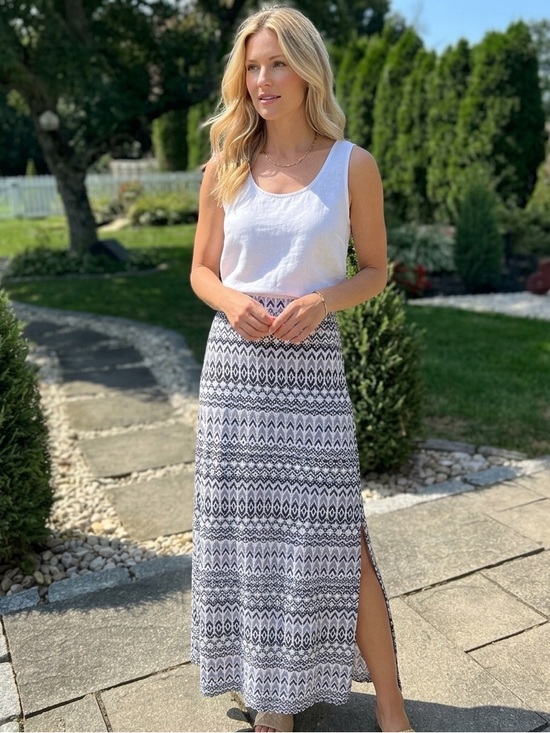 American Eagle Outfitters Dresses & Skirts - American Eagle outfitters maxi skirt